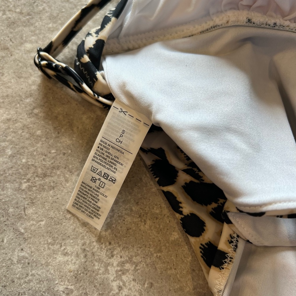 NWT Animal Print Bikini Set - Picture 6 of 6